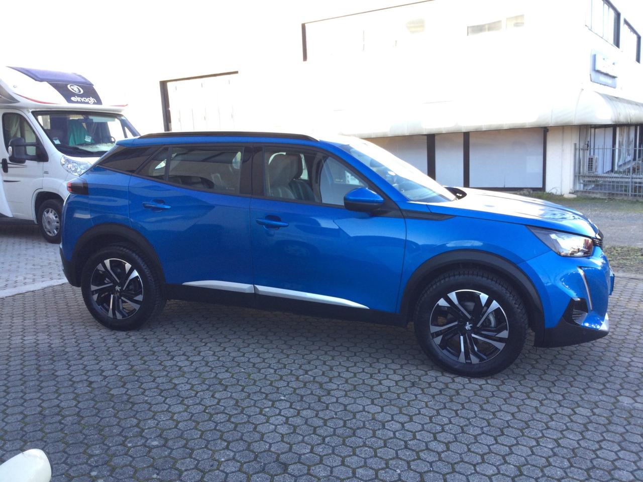 Peugeot 2008 PureTech 130 S&S Allure Pack