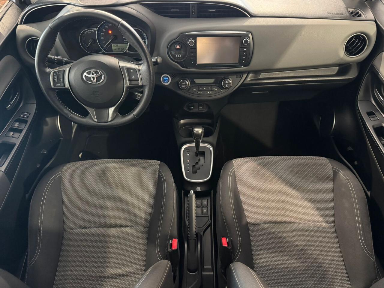 Toyota Yaris 1.5 Hybrid 5 porte Cool