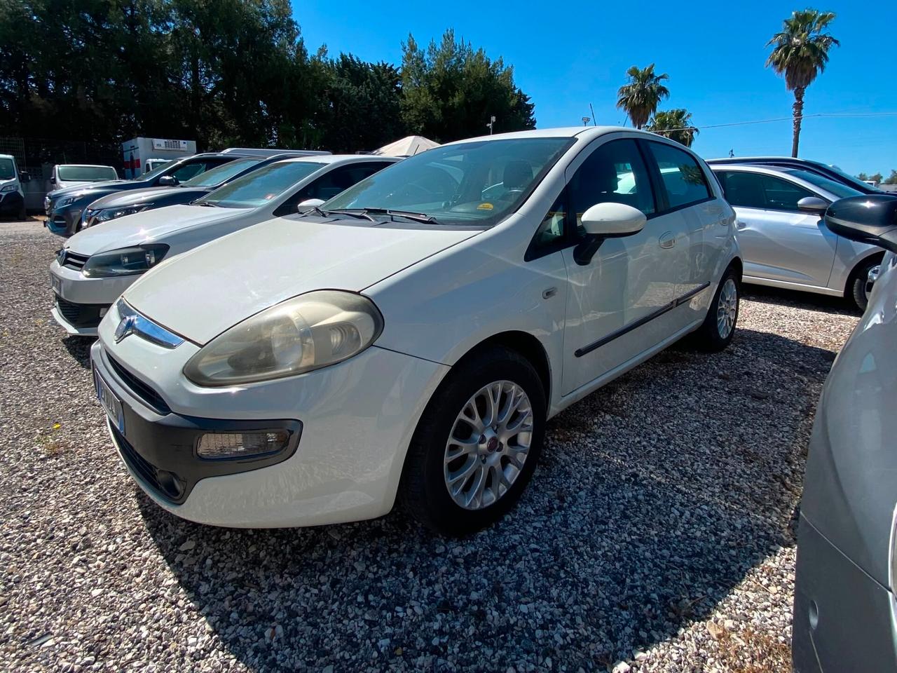 FIAT PUNTO EVO 1.3 MJT 75 CV DYNAMIC 5 PORTE – DIESEL – IDEALE NEOPATENTATI