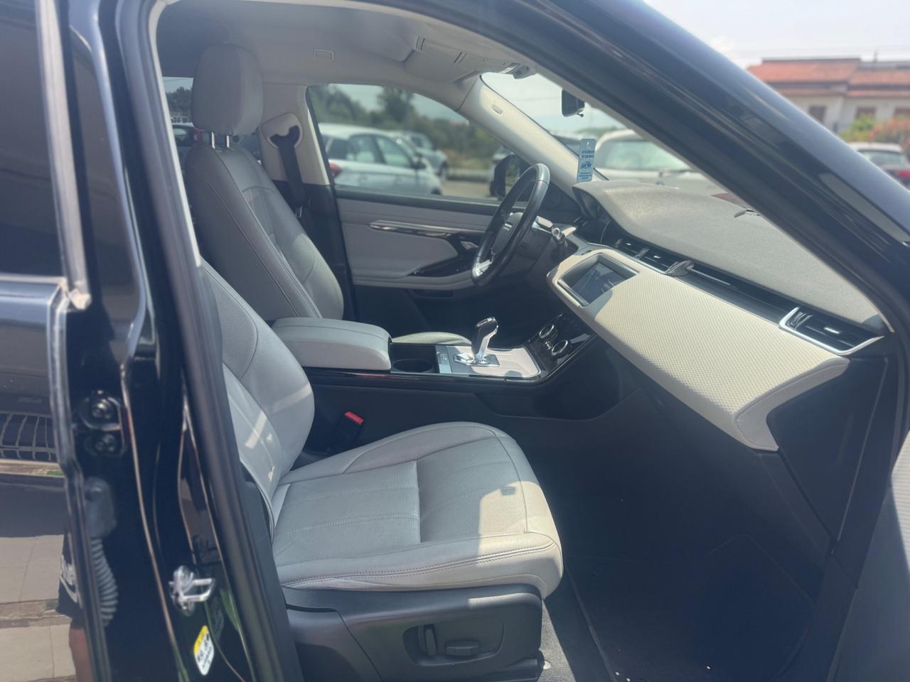 Land Rover Evoque Total black solo 80 mila km nuova