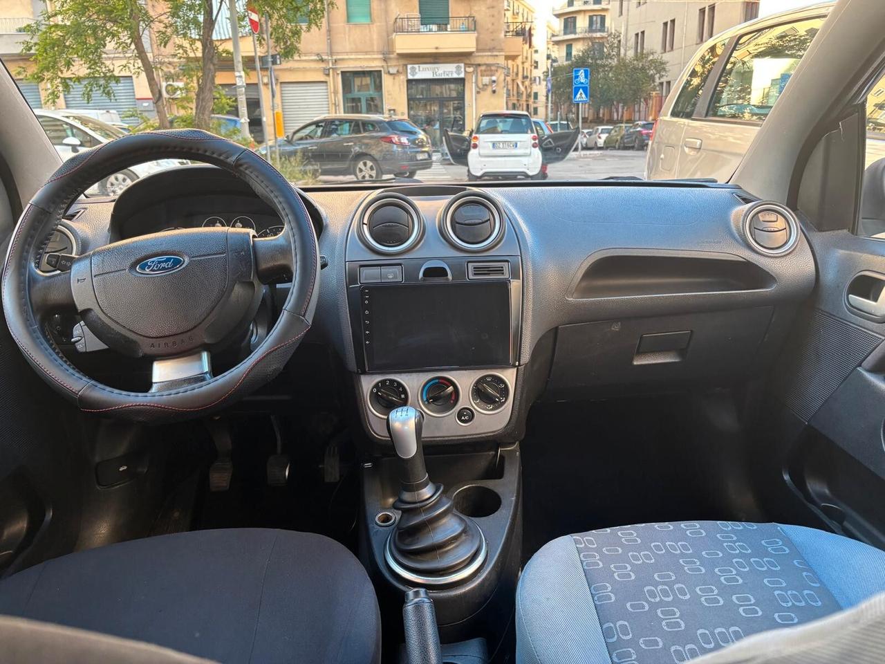 Ford Fiesta 1.4 TDCi 5p. Ghia