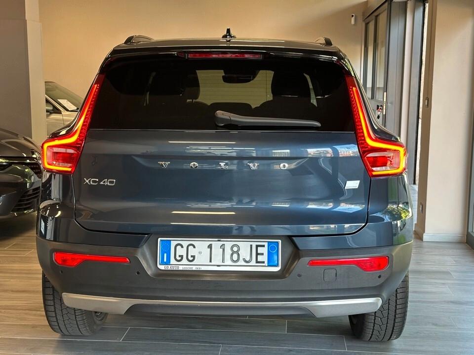 XC40 T5 1.5 R-design Hybrid Full Optional