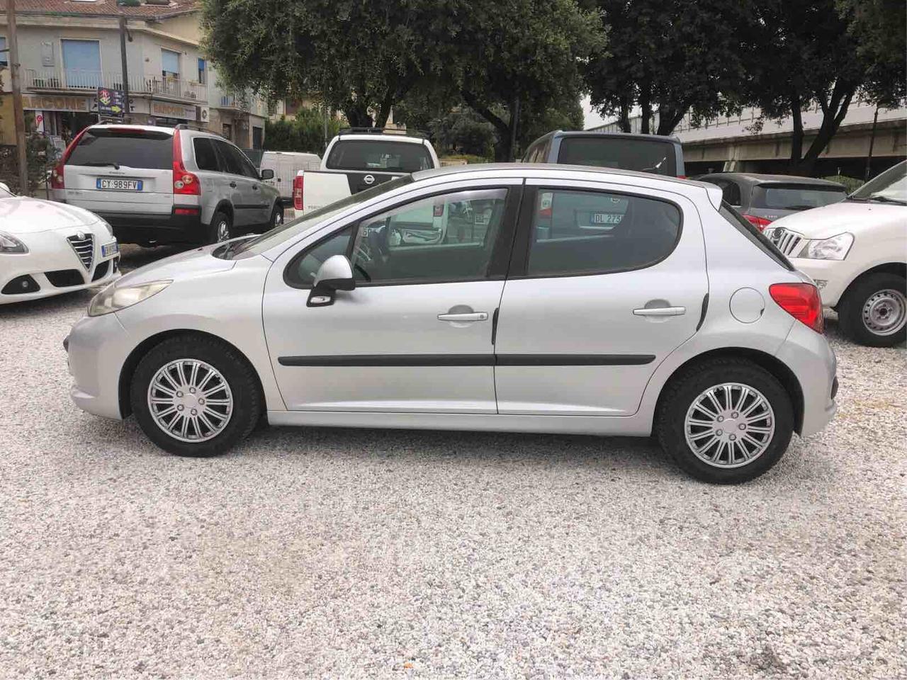 PEUGEOT 207 - GPL - 5P - ONE LINE