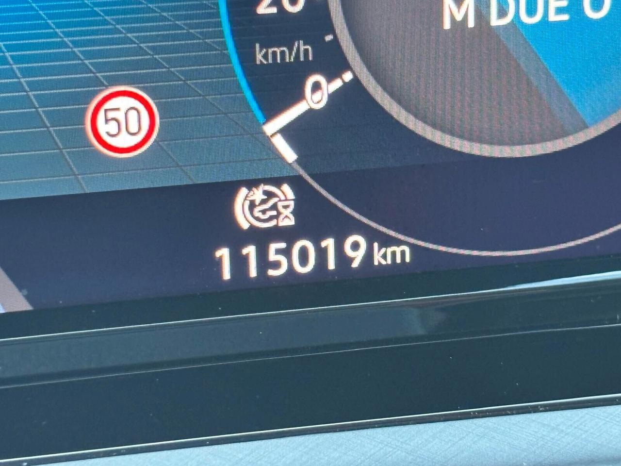 Volkswagen Golf 2.0 TDI SCR Style OK Neopatentati