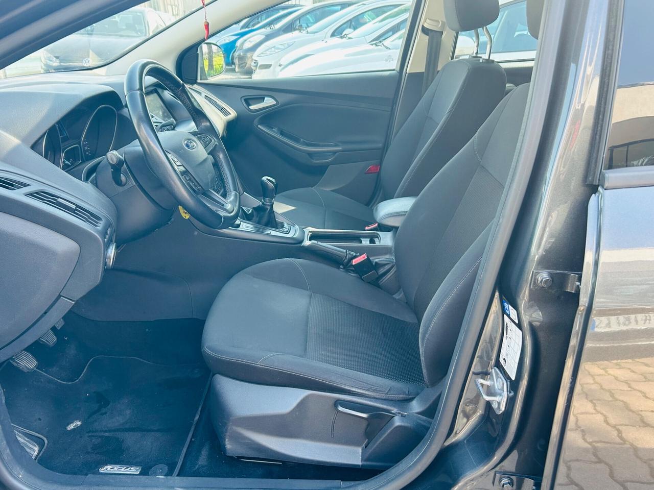 Ford Focus 1.6 120 CV GPL Titanium