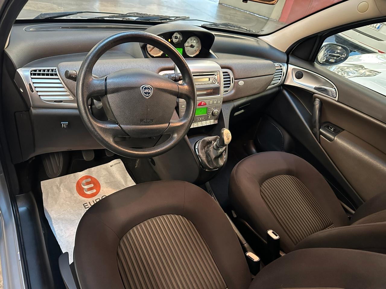 Lancia Ypsilon 1.4 Platino Ecochic GPL