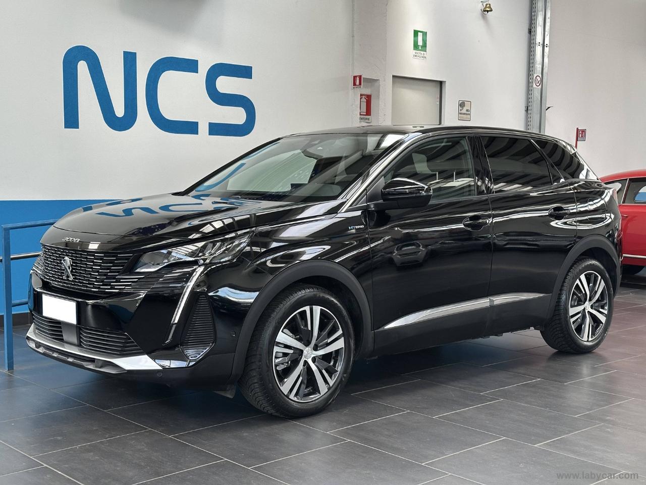 PEUGEOT 3008 Hybrid 225 e-EAT8 Allure Pack