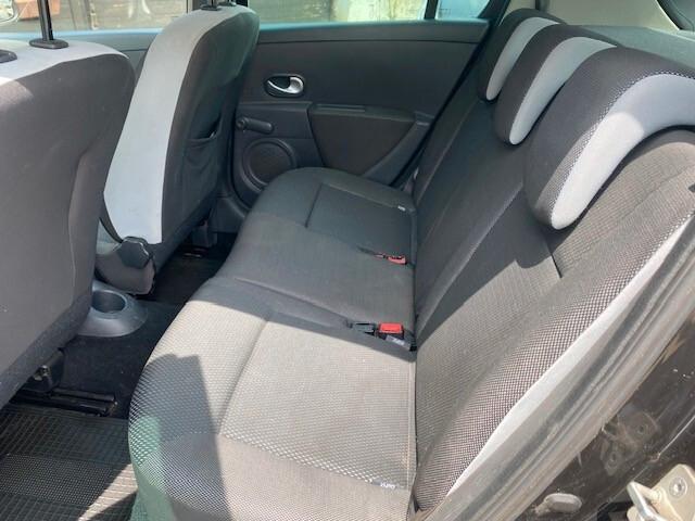 Renault Clio 1.2 16V 5 porte GPL