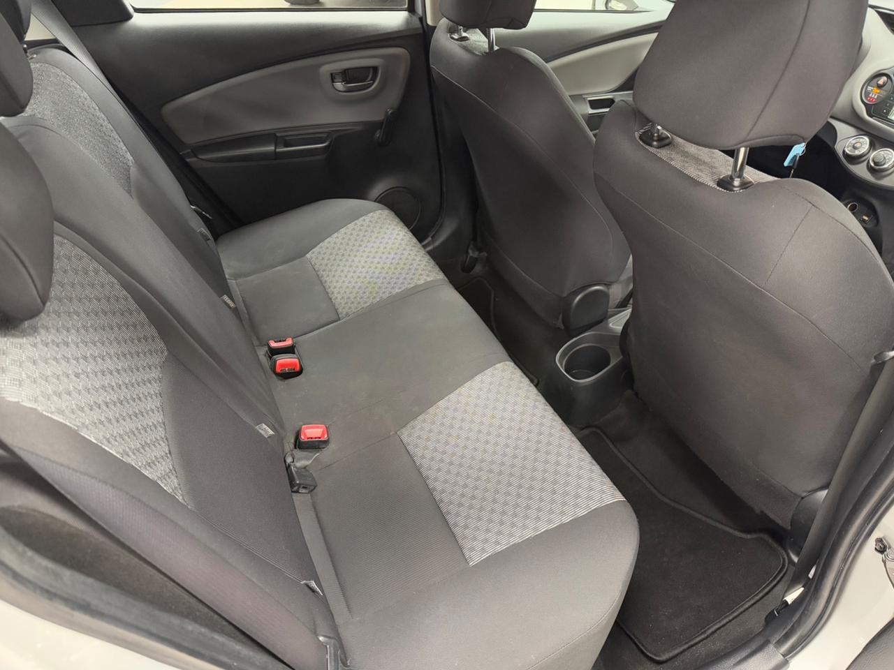 Toyota Yaris 1.4 D-4D 5 porte Lounge