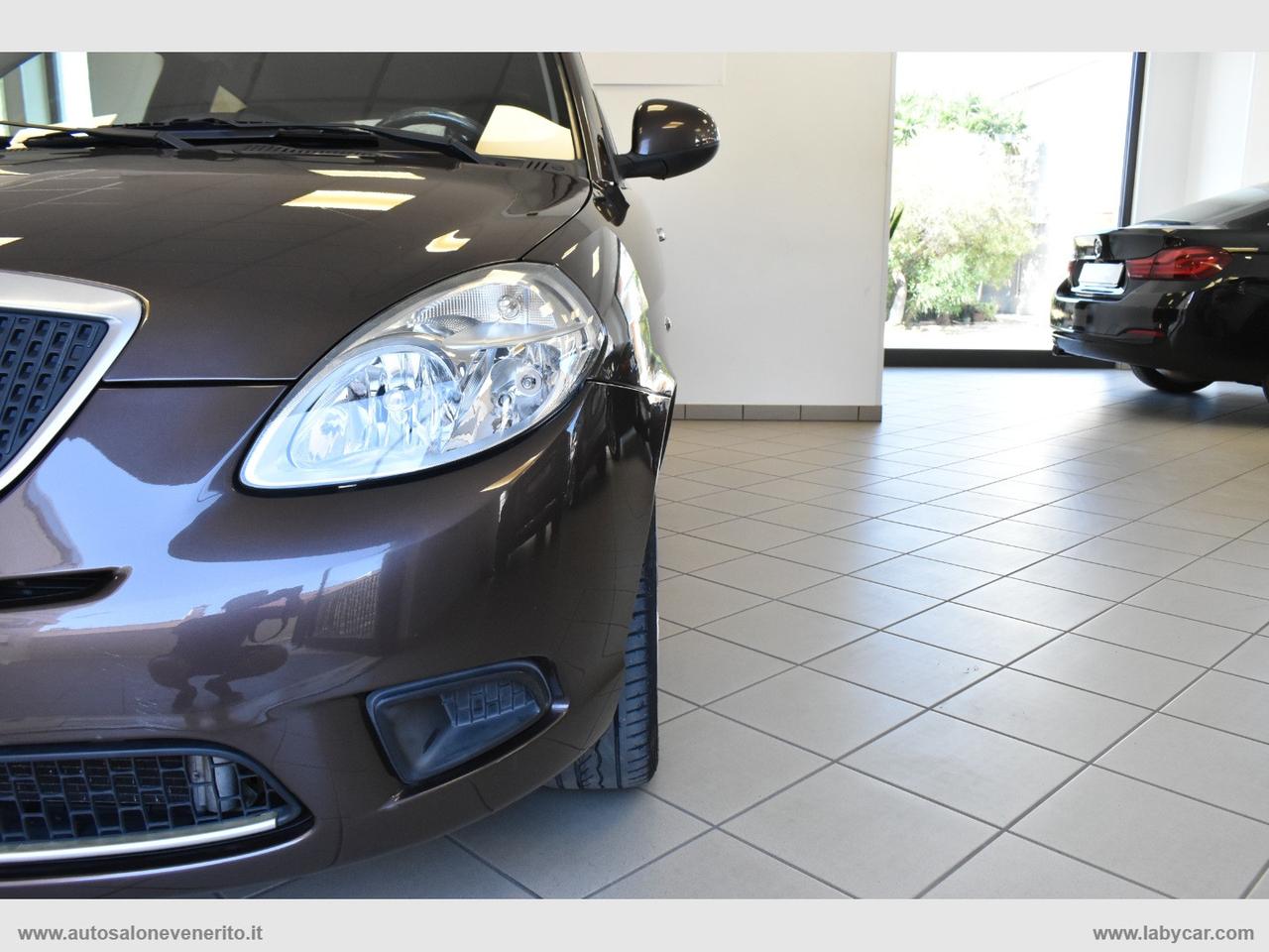 LANCIA Ypsilon 1.2 Versus