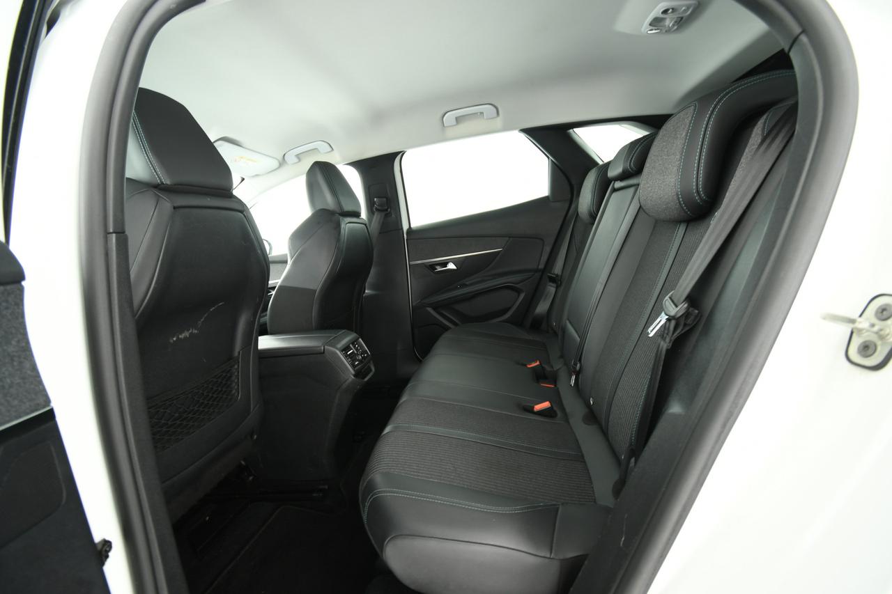 PEUGEOT 3008 1.5 bluehdi Allure Pack s&s 130cv eat8 CAMERA+APP CONNECT+C18"