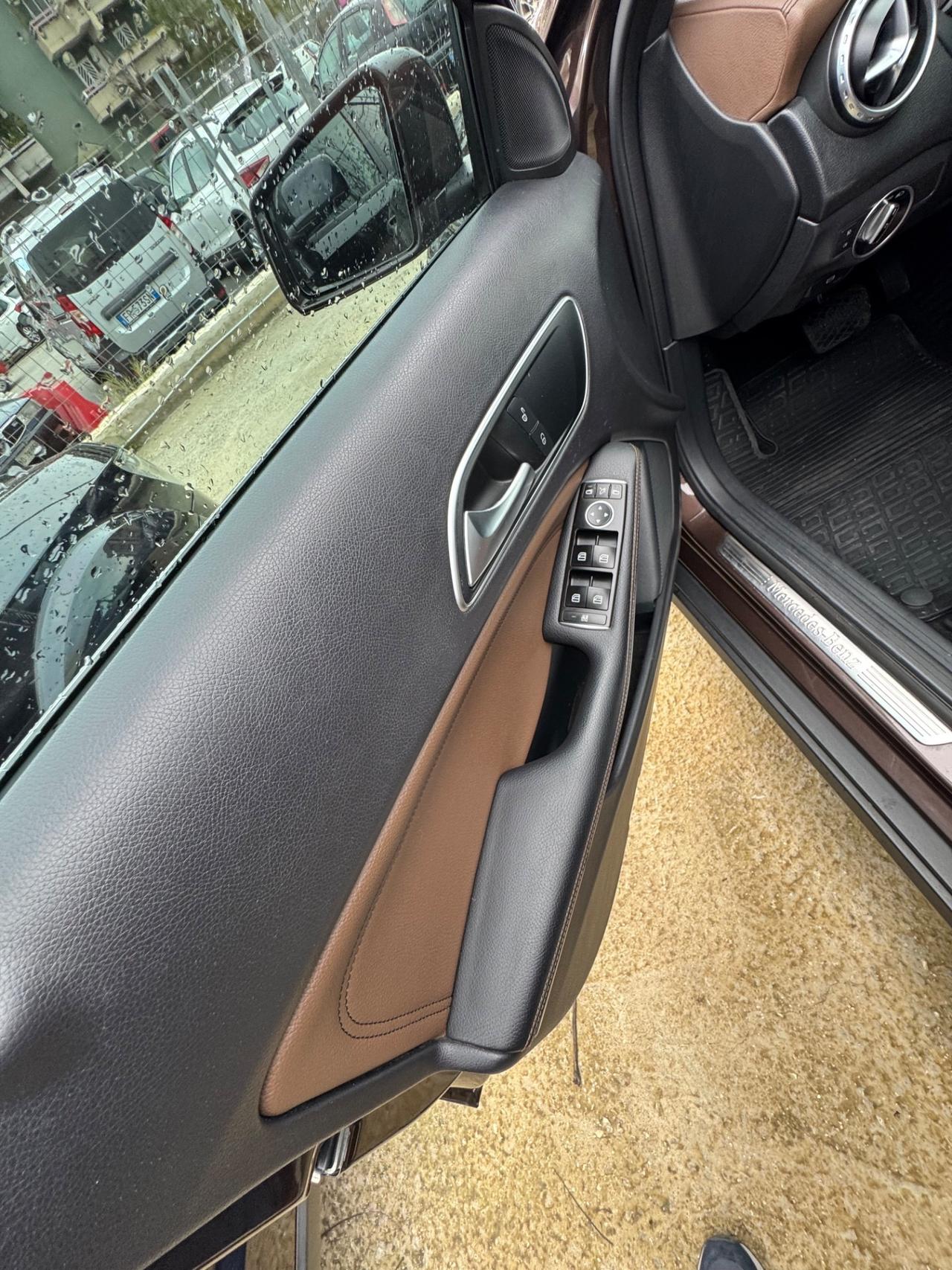 Mercedes-benz GLA 200 CDI Automatic Premium