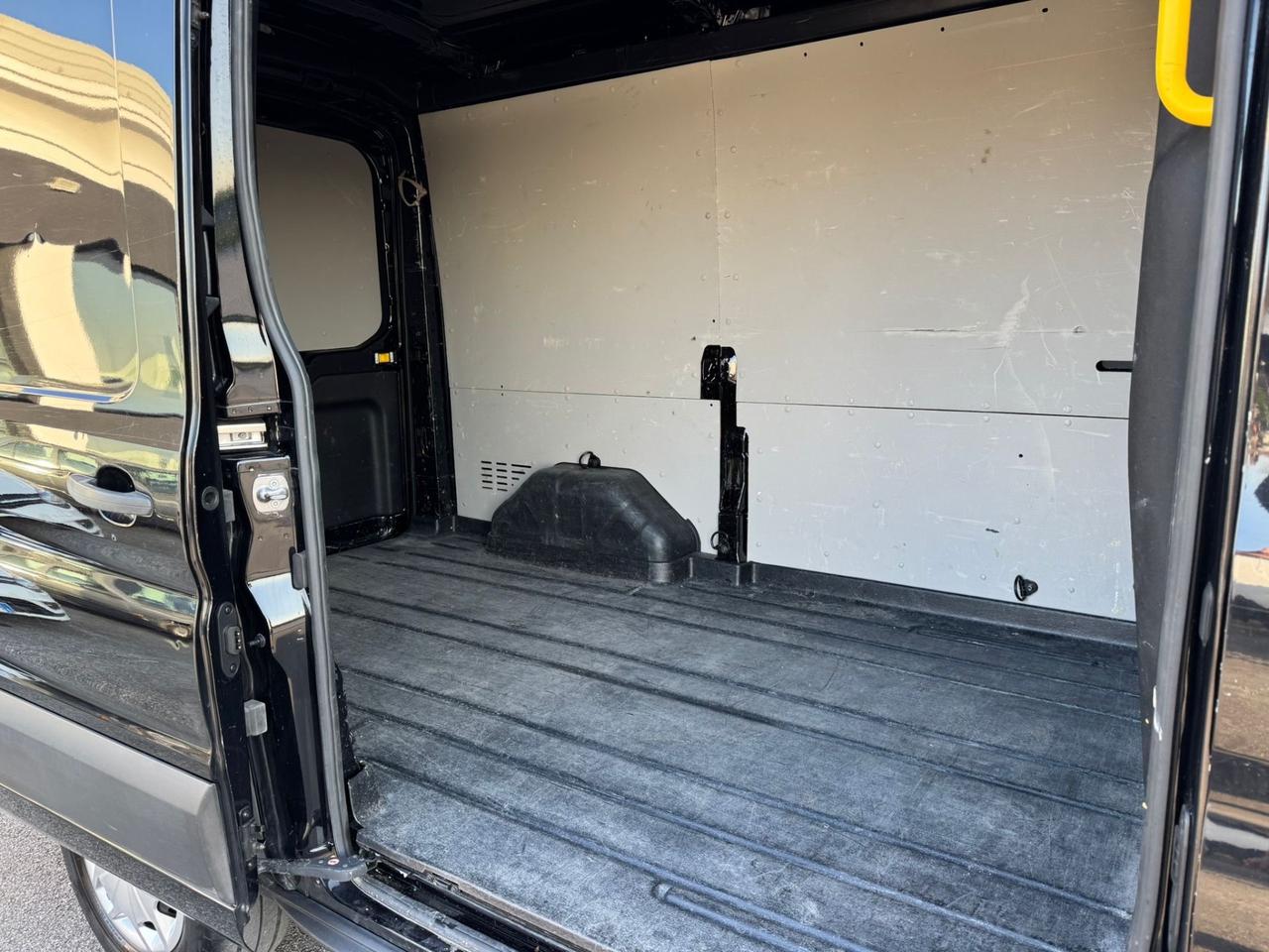 Ford Transit 350 2.0TDCi EcoBlue 130CV PL-TM Furgone Trend