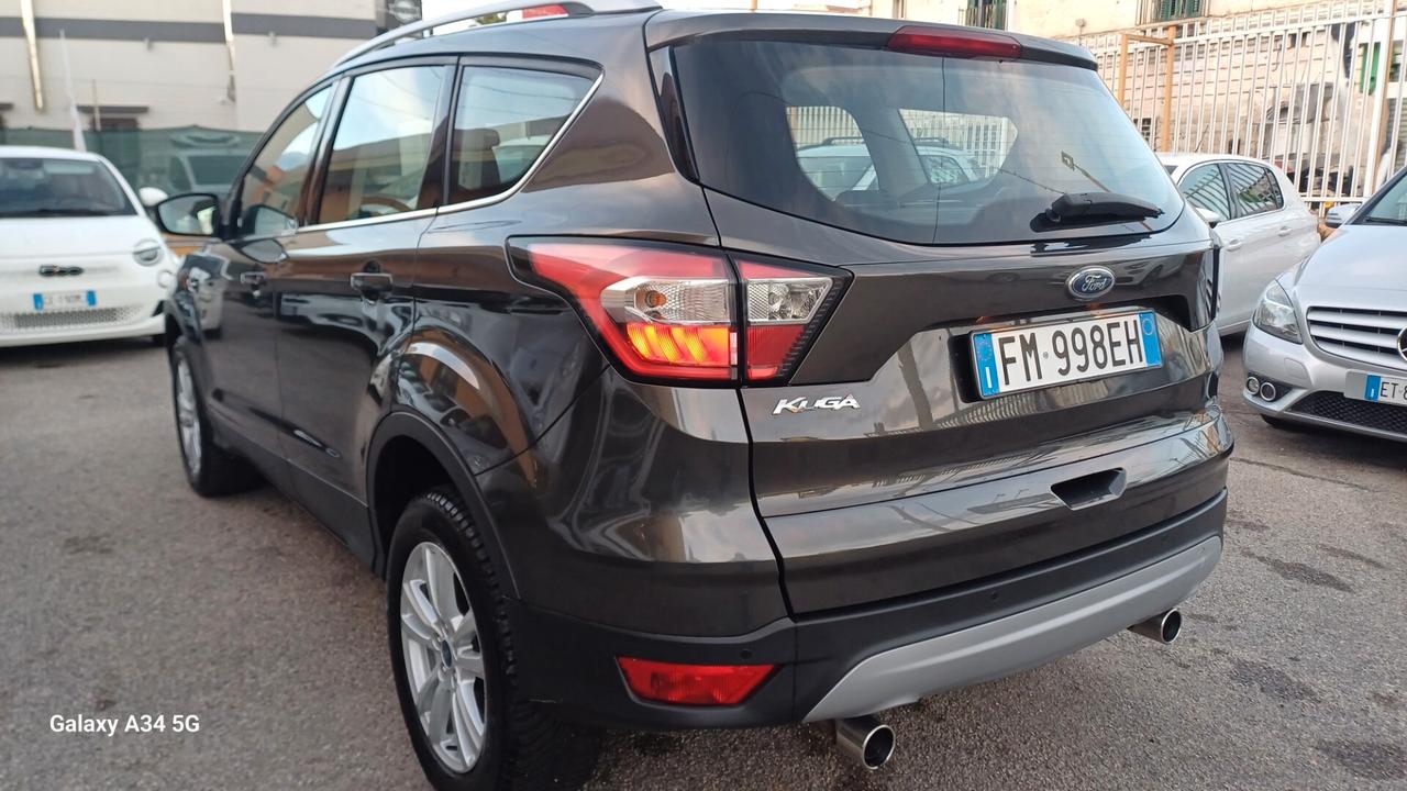 Ford Kuga 1.5 TDCI 120 CV S&S 2WD Titanium