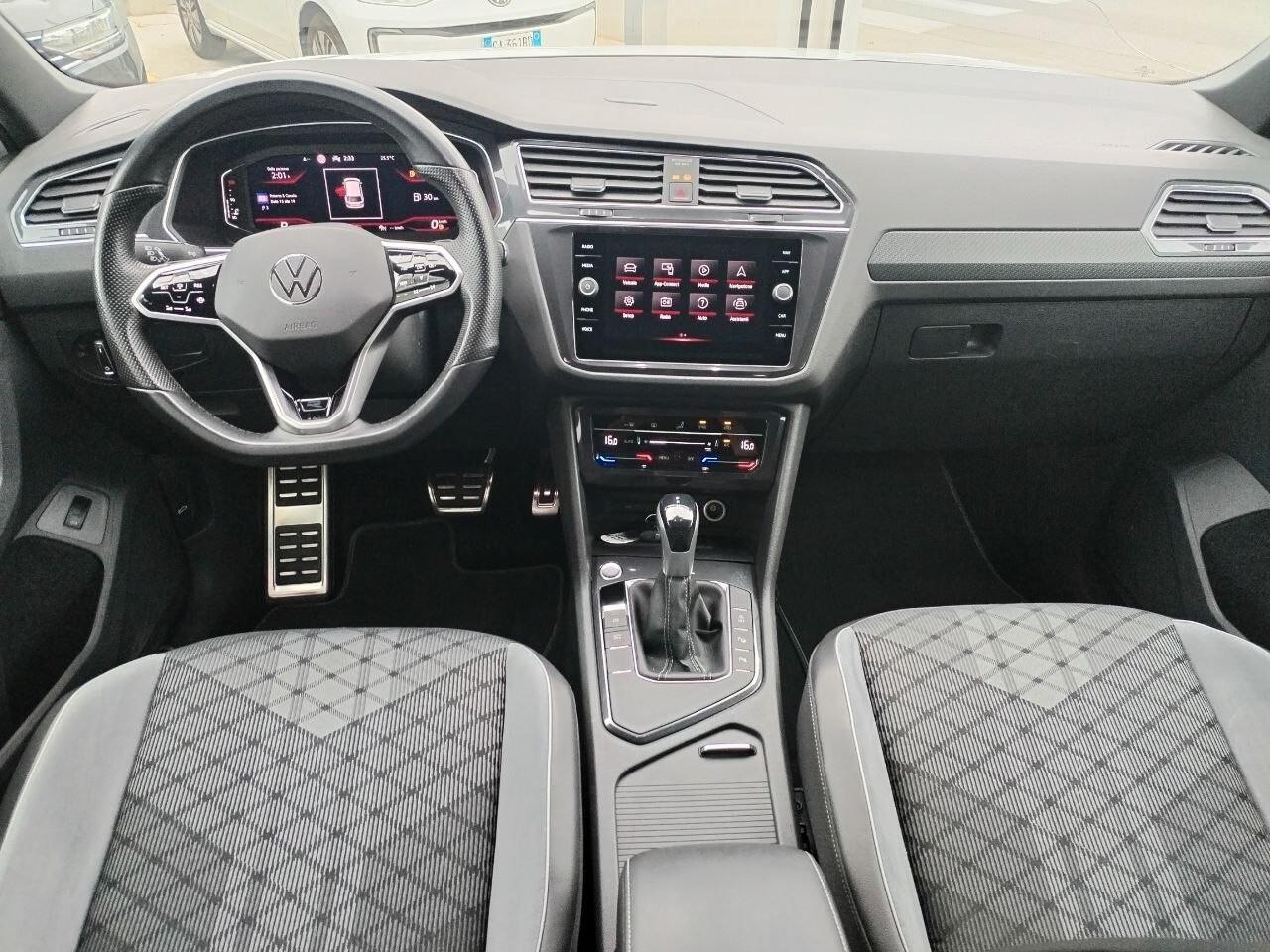 Volkswagen Tiguan 2.0 TDI 150 CV SCR DSG R-Line