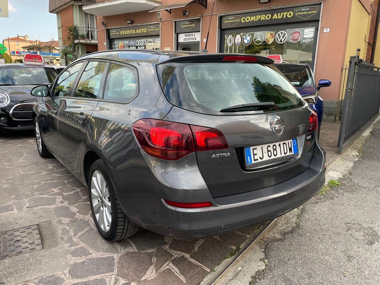 Opel Astra 1.7 CDTI 125CV Sports Tourer Cosmo