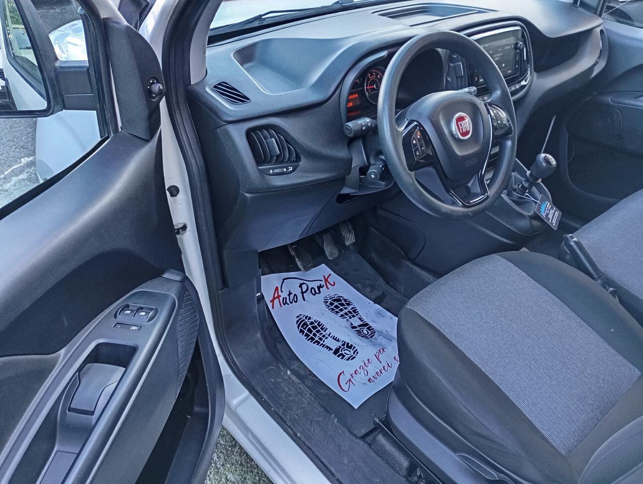 Fiat Doblo Cargo 1.6 Multijet 105CV Lounge 3 Posti