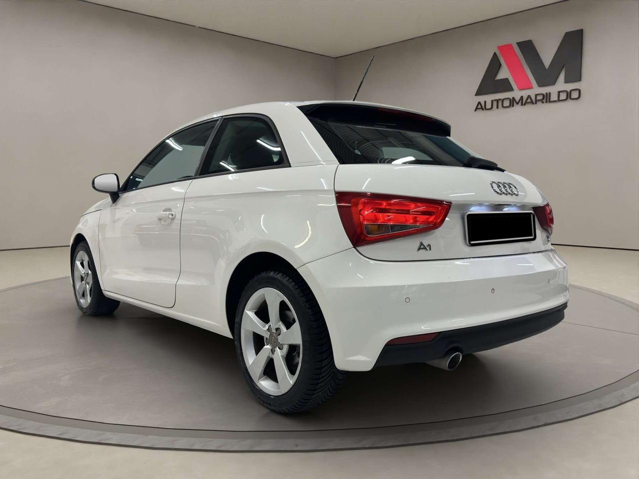 Audi A1 A1 Sportback 1.4 tdi Metal ultra