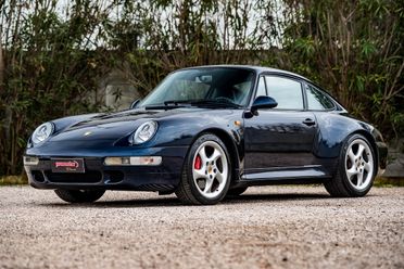 Porsche 993 Carrera 4S