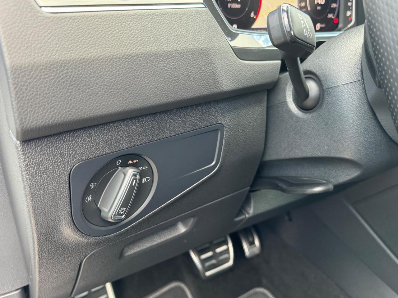Volkswagen Tiguan 2.0 TDI 150 CV SCR DSG 4MOTION R-Line