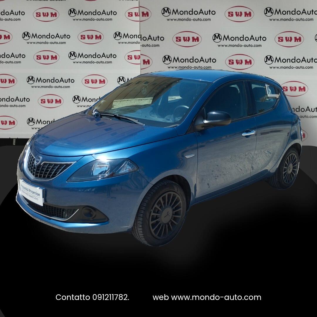 Lancia Ypsilon 1.0 5e porte S&S Hybrid Ecochic Silver