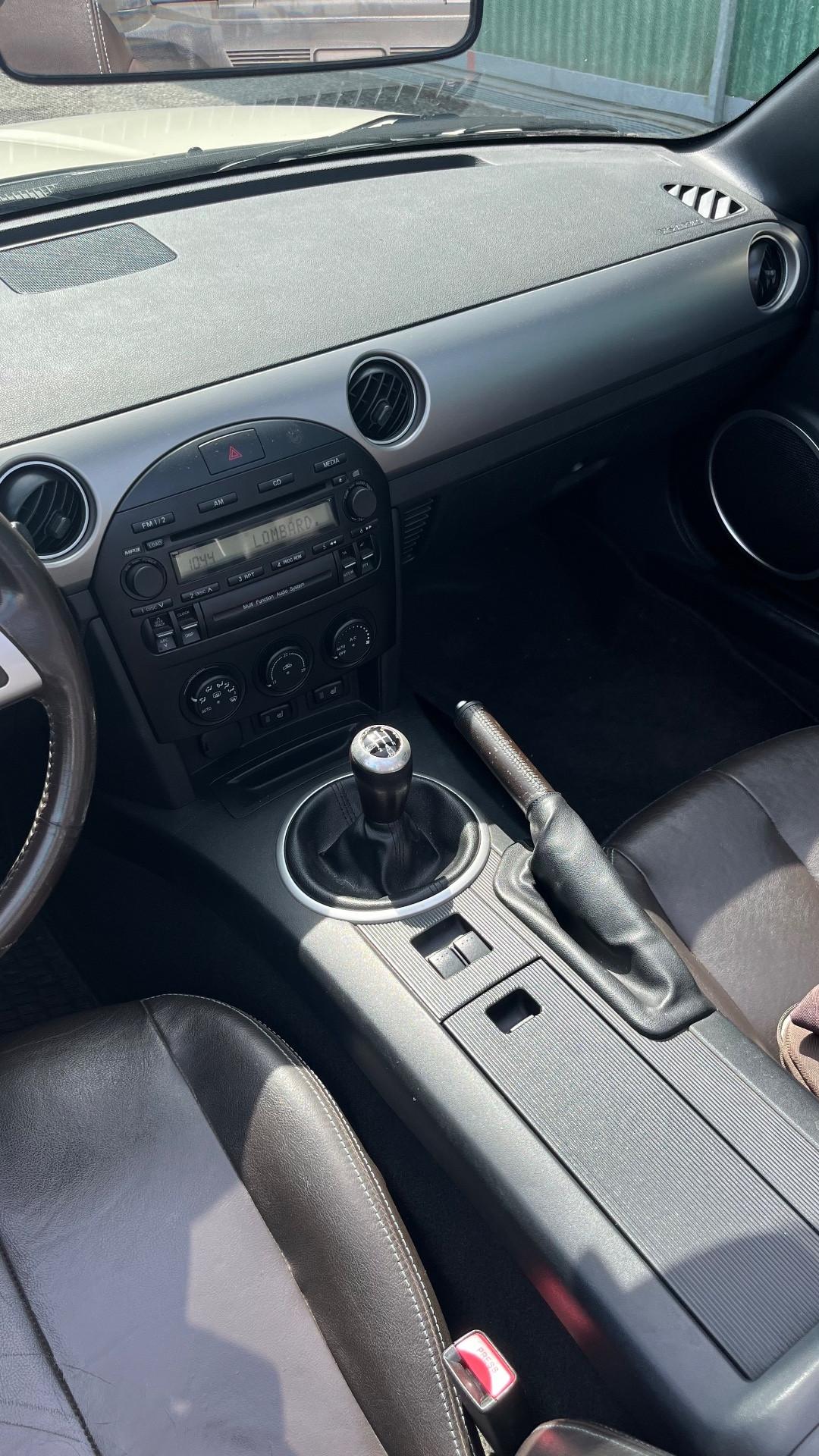 Mazda MX-5 Roadster Coupé 1.8L 16V Niseko