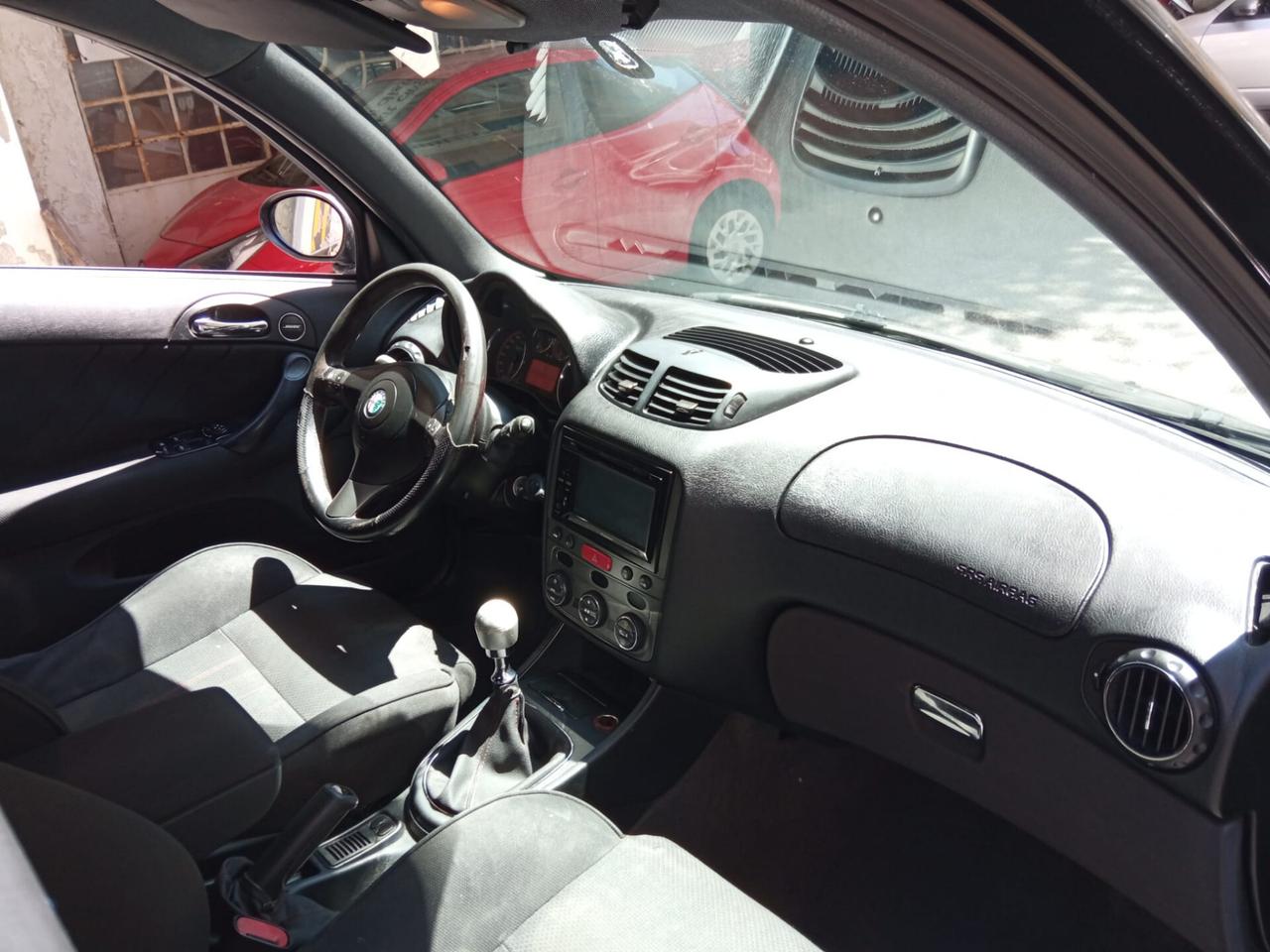 Alfa Romeo 147 1.9 JTD M-JET 16V 5 porte Q2