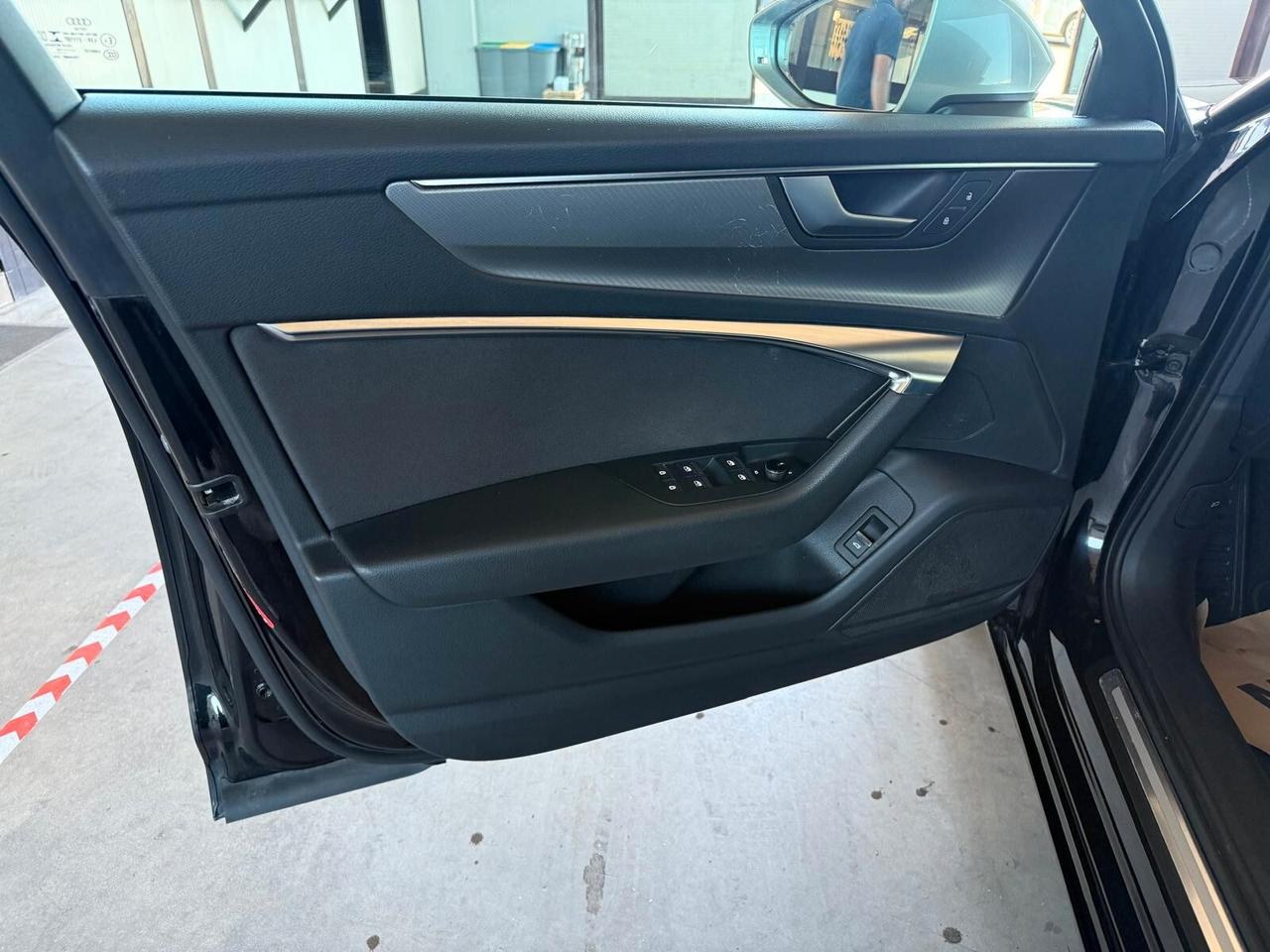 Audi A6 Avant 40 2.0 TDI S tronic Business Design