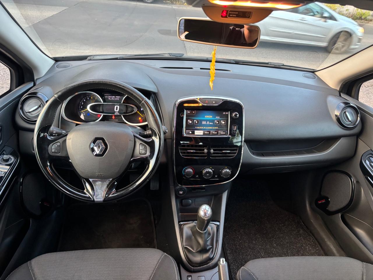 Renault Clio 1.2 75CV 5 porte Live
