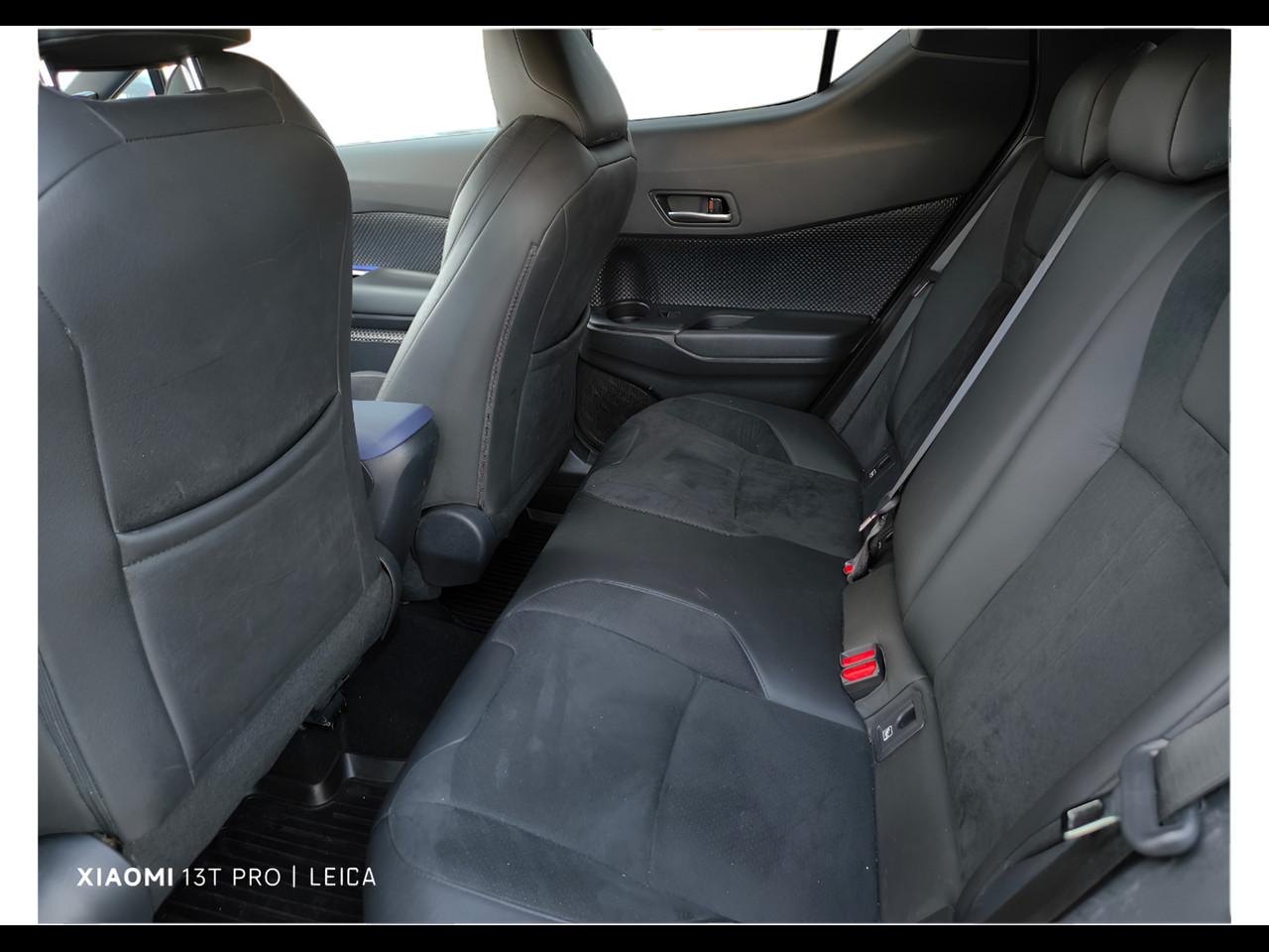 TOYOTA C-HR 2.0h Style e-cvt