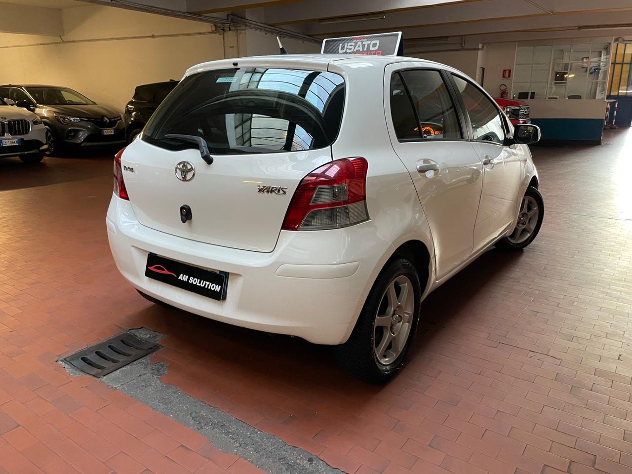 Toyota Yaris 1.0 Neopatentati Euro 5
