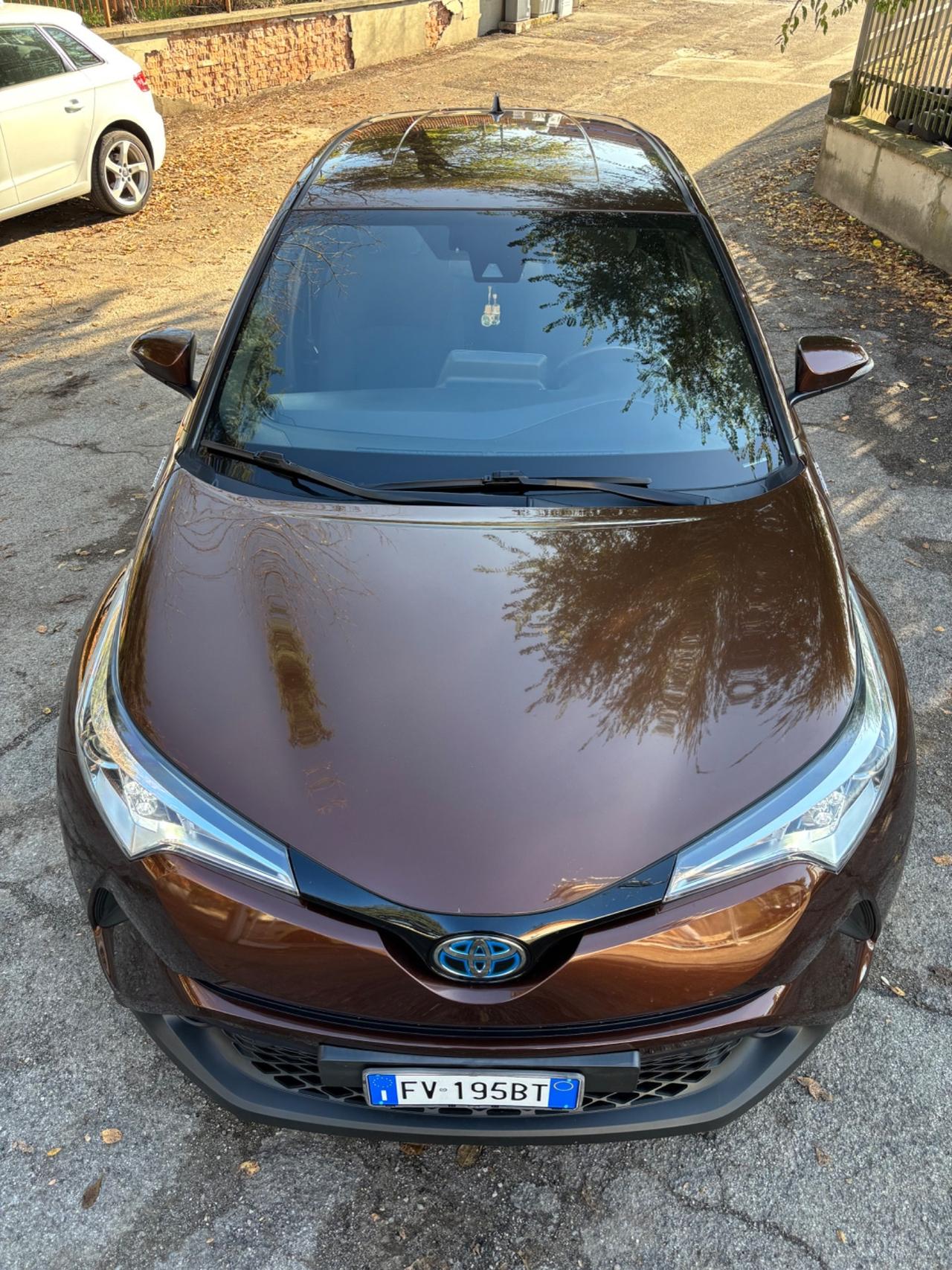 Toyota C-HR 1.8 Hybrid E-CVT Style