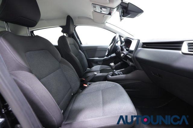 RENAULT Clio TCE 90 CV 5 PORTE EQUILIBRE NEOPATENTATI FARI LED