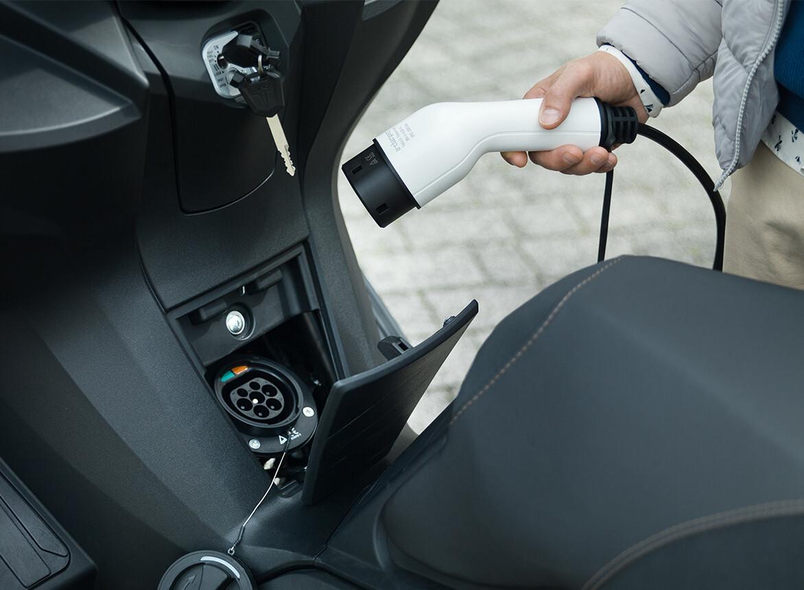 NERVA EXE MAXI SCOOTER ELETTRICO