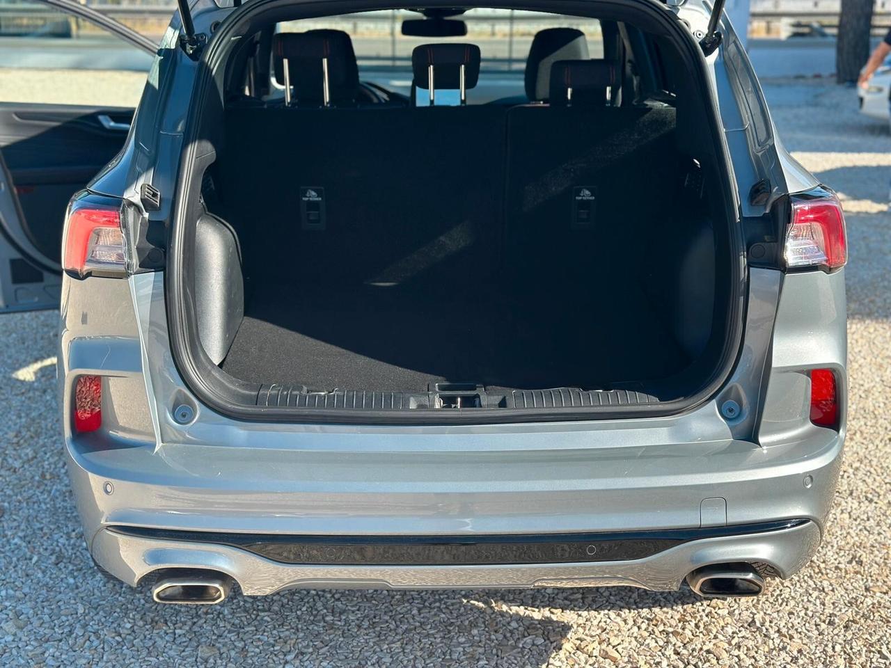 Ford Kuga 1.5 120CV aut. ST-Line