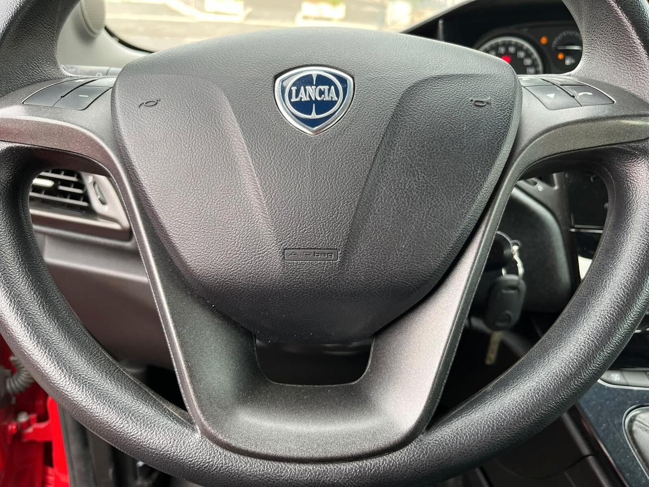 Lancia Ypsilon 1.0HIBRID UNIPRO' *PREZZO VERO*