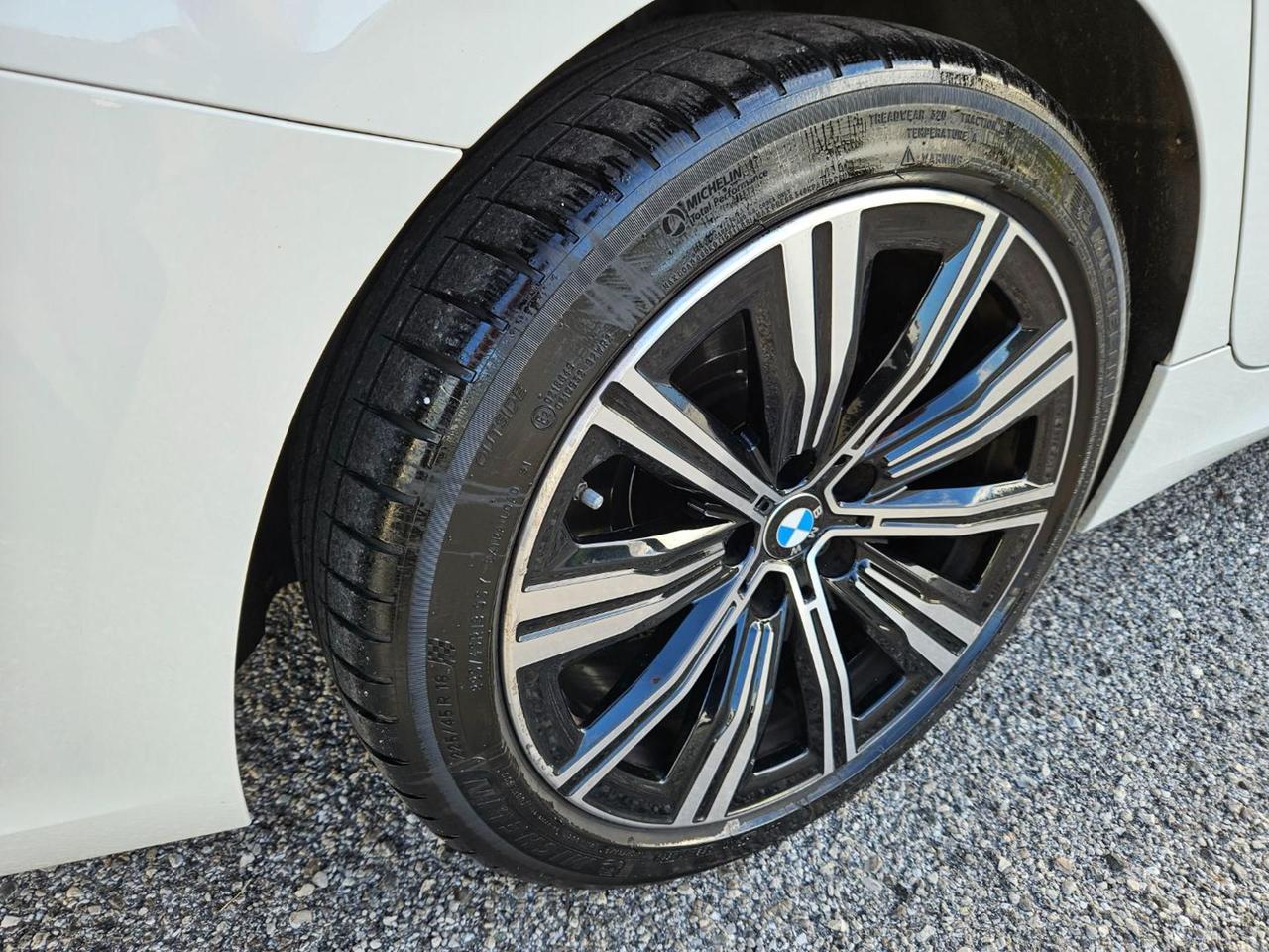 BMW 320 d 48V Touring Sport