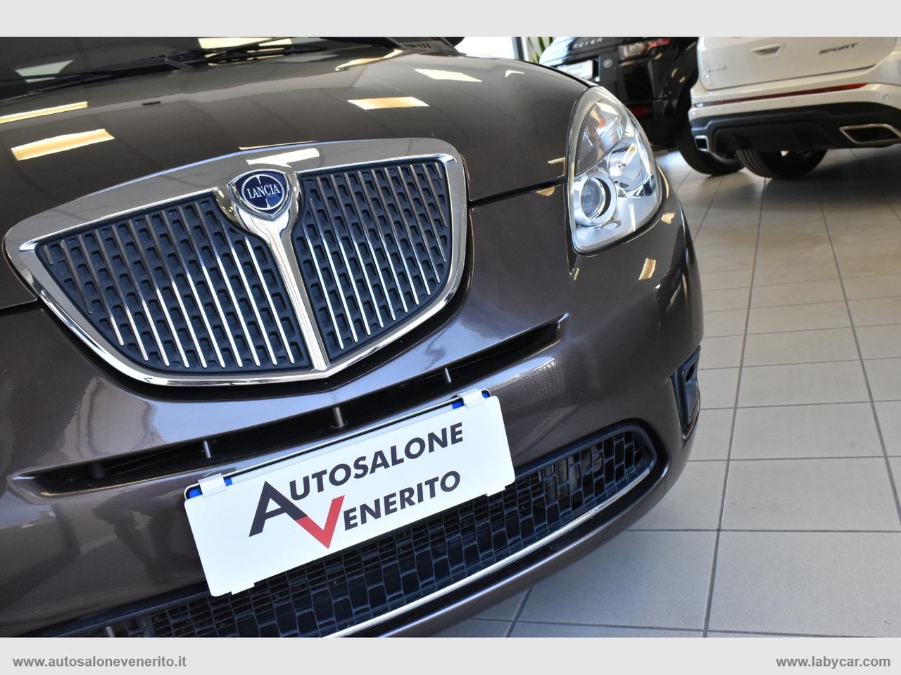 LANCIA Ypsilon 1.2 69 CV Unyca