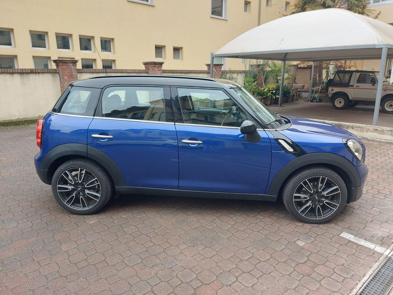 Mini Cooper Countryman 2.0 Cooper D Business