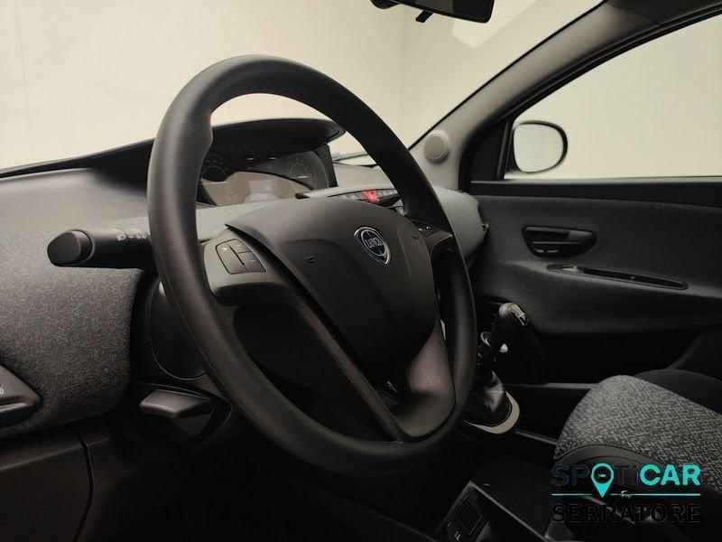 Lancia Ypsilon **FUORI PRODUZIONE** My23 1.0 Firefly 70 CvStart&Stop Hybrid Silver Plus