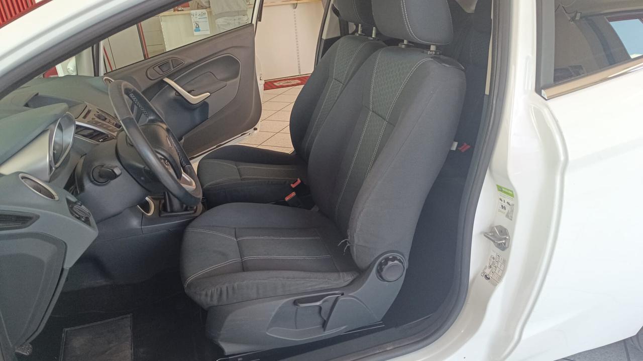 FORD FIESTA 1.2 BENZINA 82CV 3 PORTE