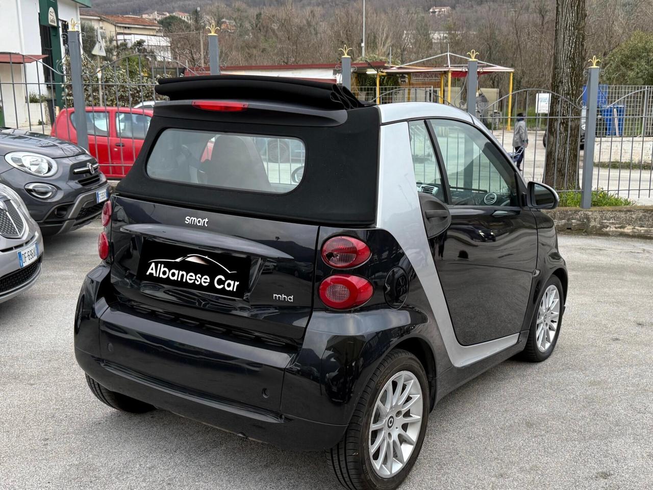 Smart ForTwo 1.0 MHD 70 CV Cabrio Passion