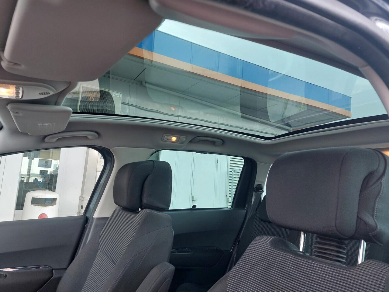 Peugeot 5008 1.6 HDi 110CV CAMBIO AUTOMATICO