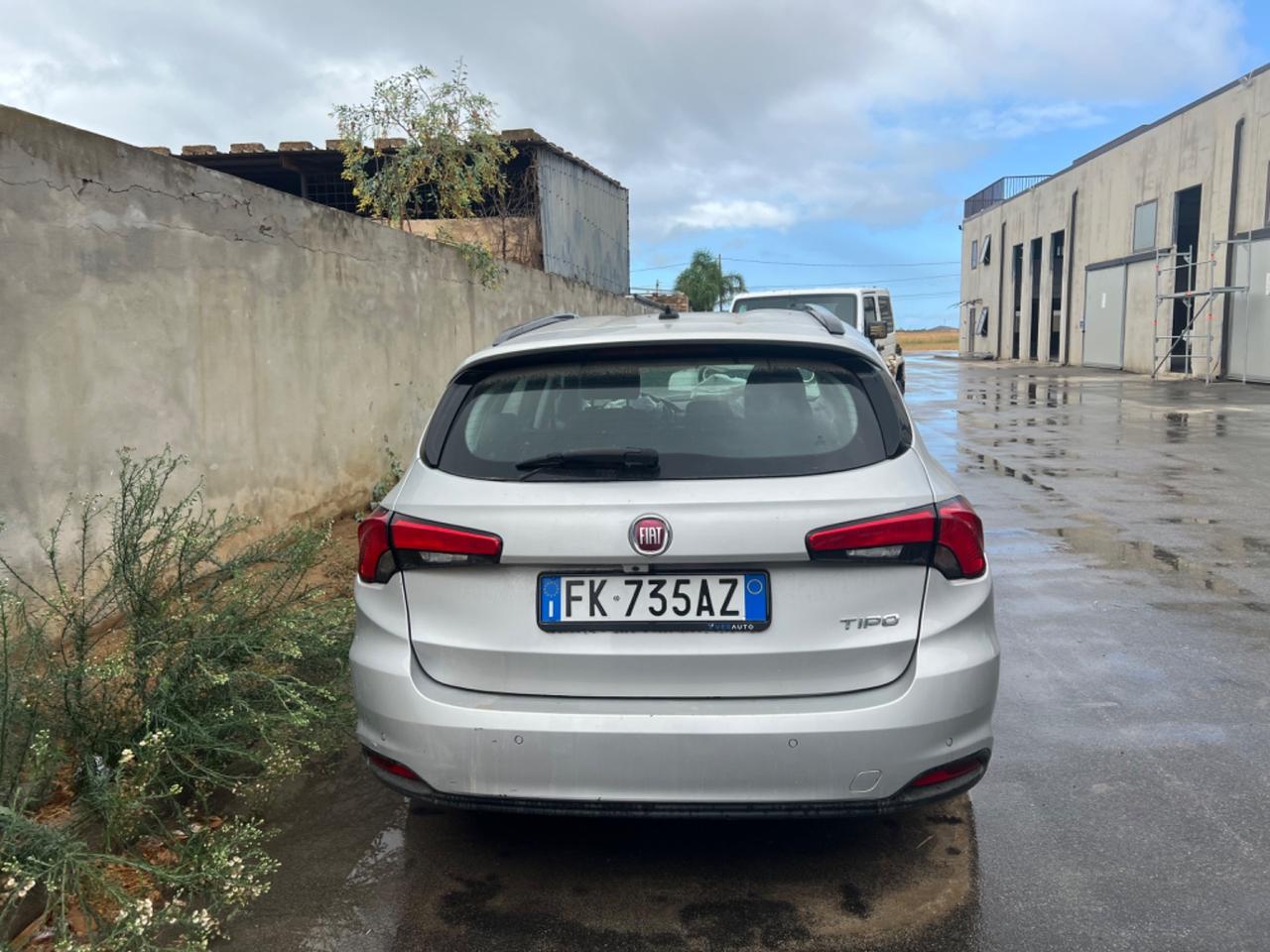 Fiat Tipo 1.6 Mjt S&S Lounge - auto Incidentata - prezzo €3300