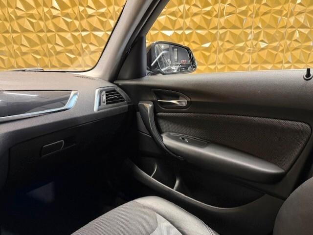 Bmw 116 116d 5p. Urban