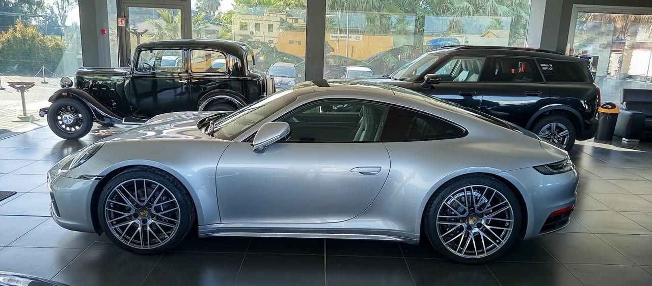 Porsche 992 Carrera Coupe' 385cv Tetto-Pelle-Navi-Sport Crono-Matrix-R21/20-Burmaster
