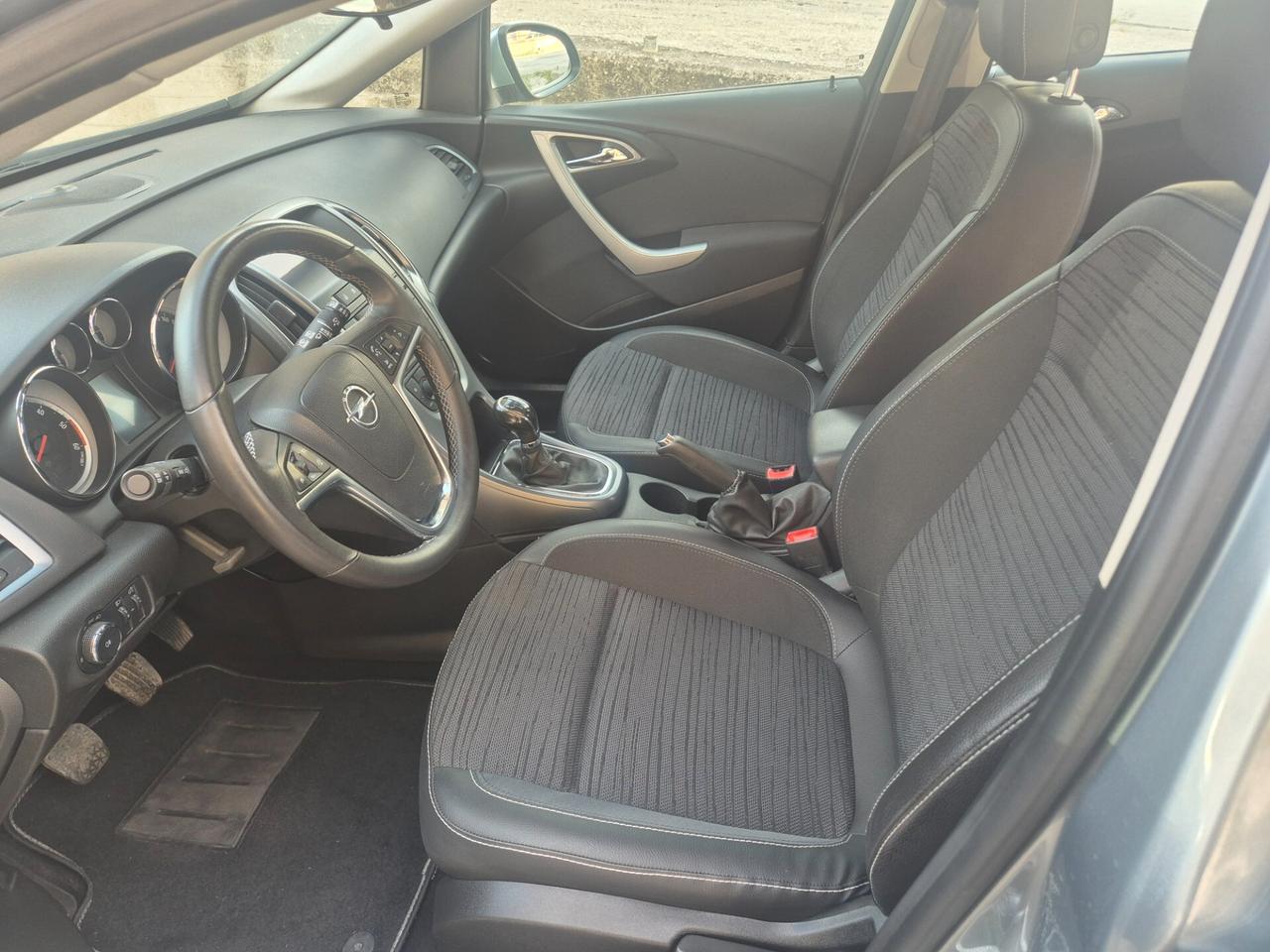 OPEL ASTRA 1.6 CDTI 110 CV BERLINA ANNO 2015 KM CERTIF