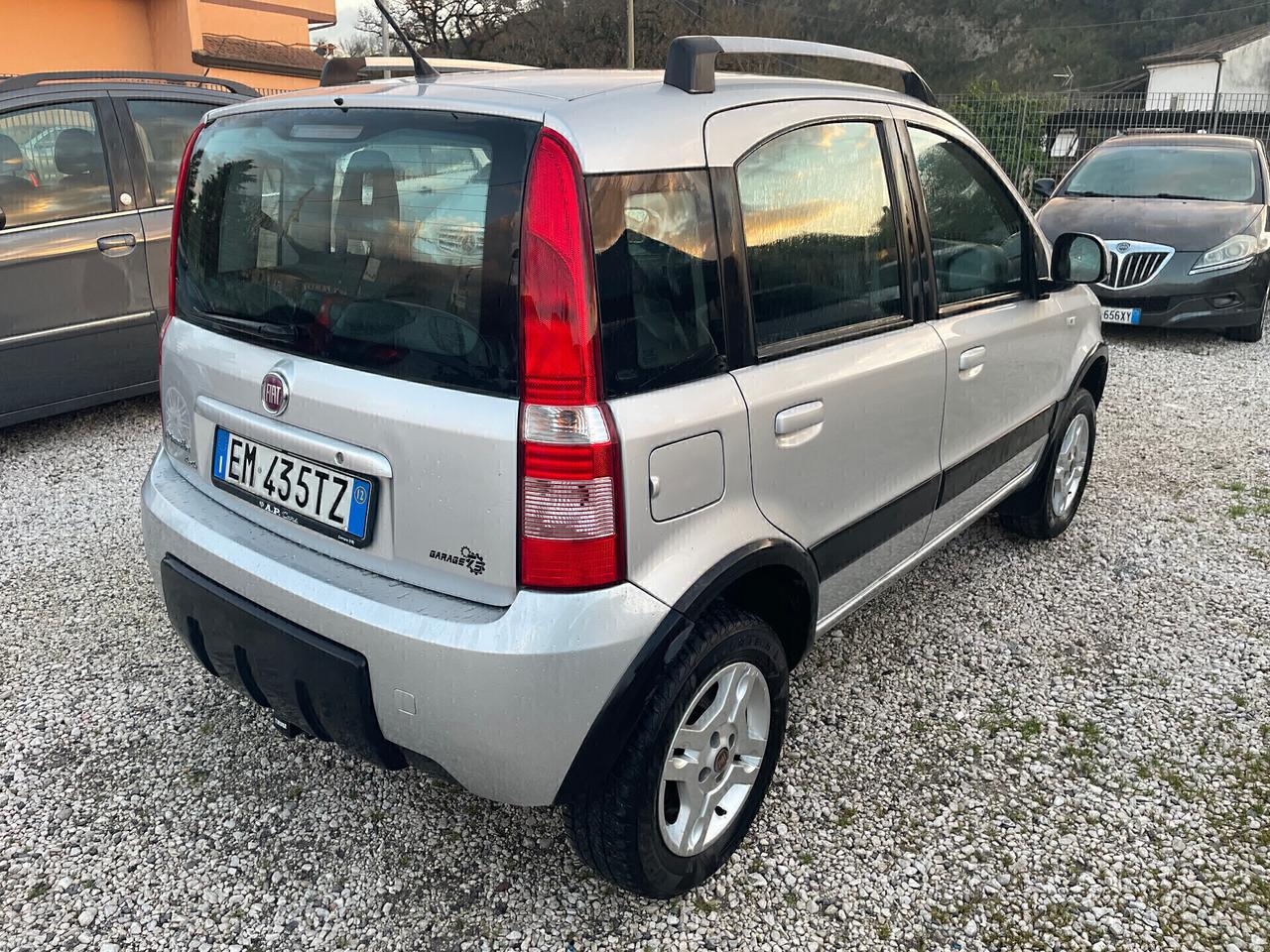 Fiat Panda 4X4 DIESEL GANCIO TRAINO
