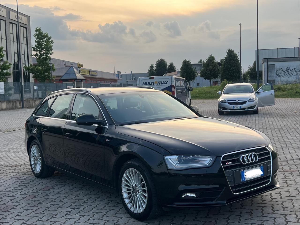 Audi A4 S-Line 2.0 TDI 120 Cv