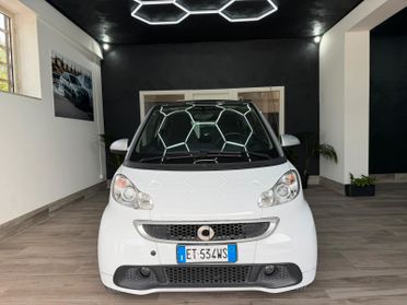 Smart ForTwo 1000 52 kW MHD coupé URBANRUNNER